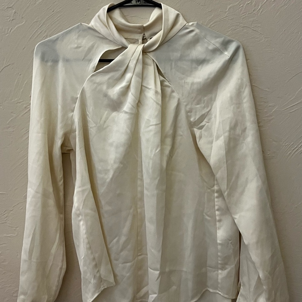 Off White Banana Republic blouse with cutout